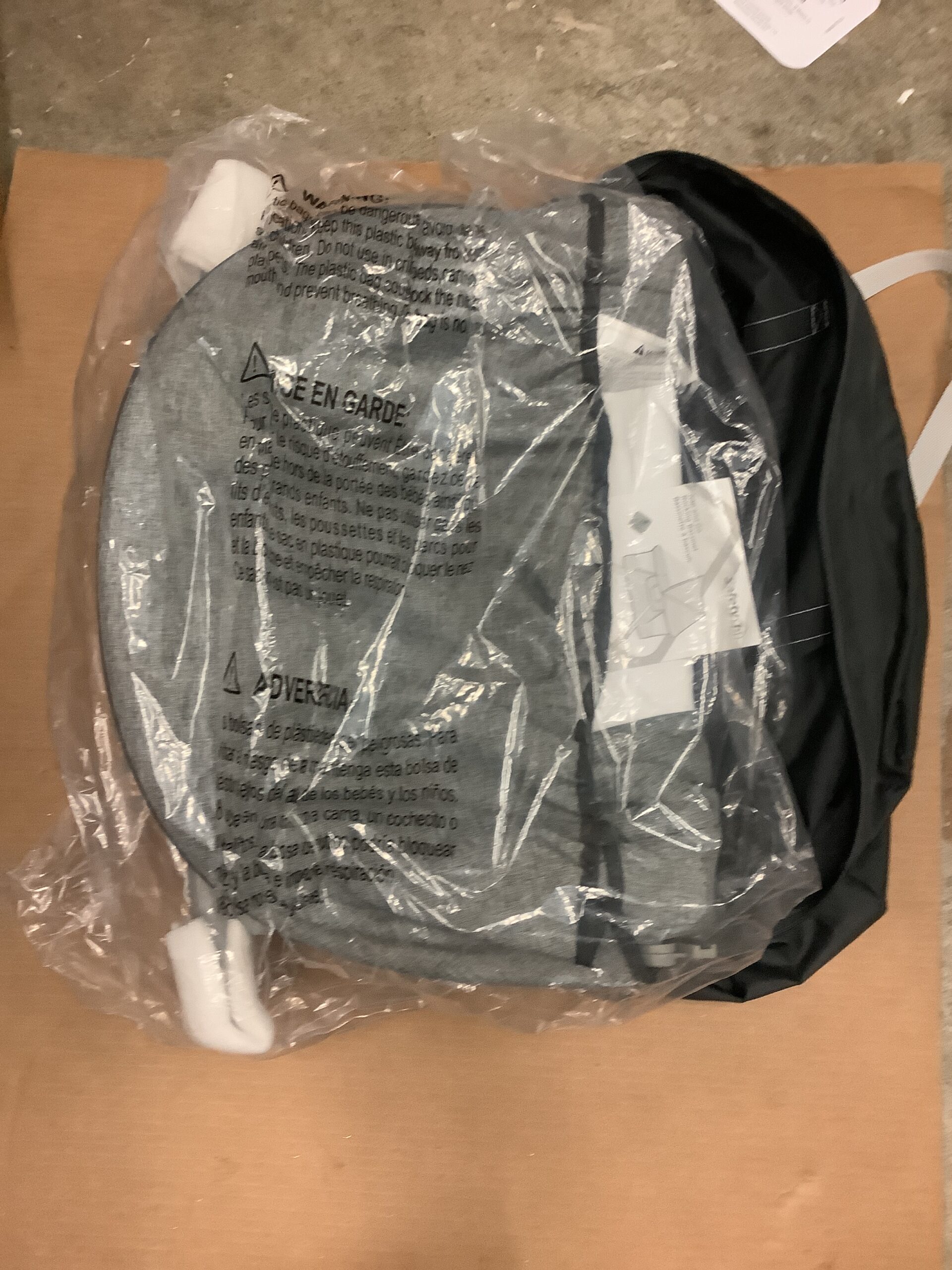 Safety 1St rocking bassinet in nightfall with travel bag