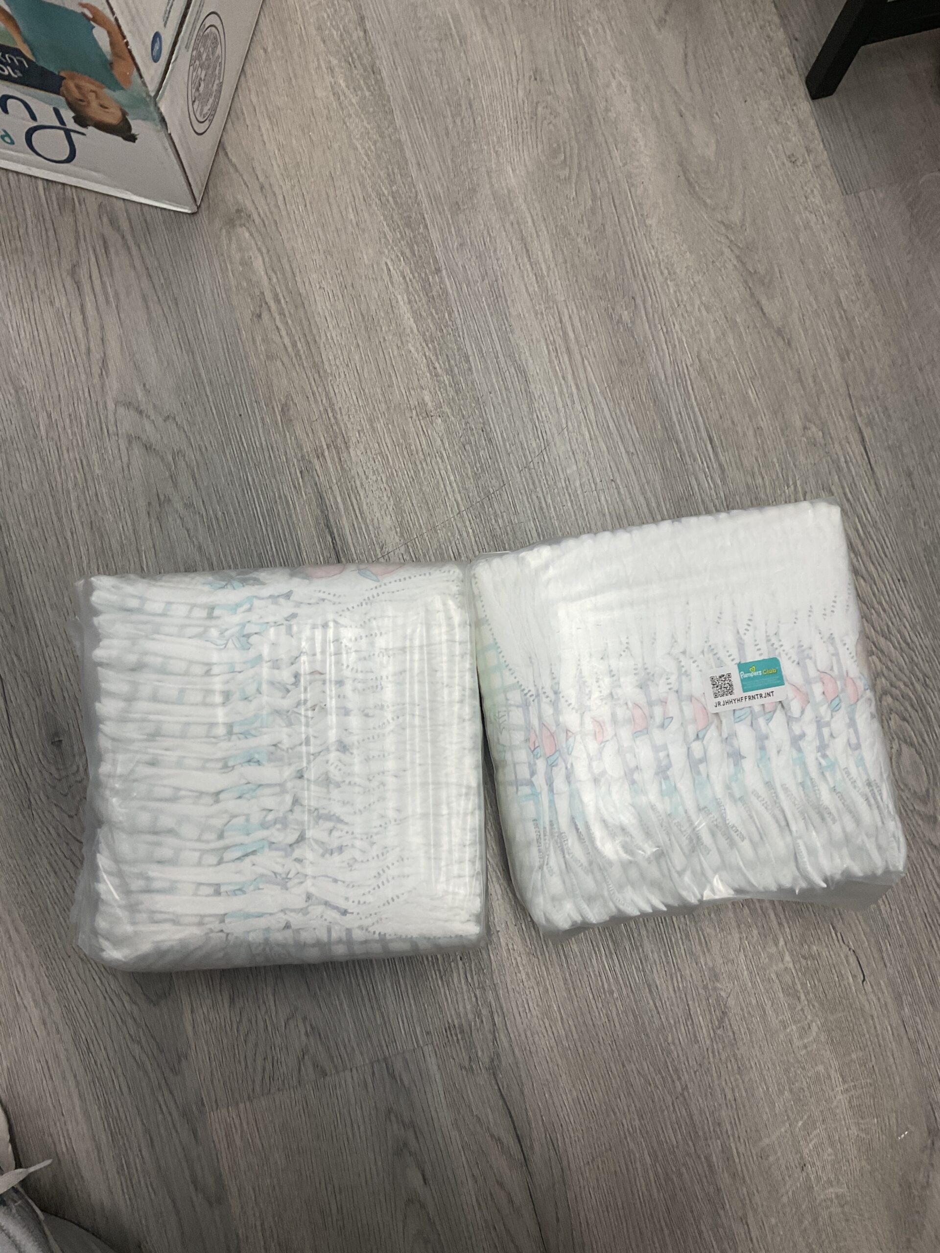 Pampers diapers size 5 in soft absorbent design