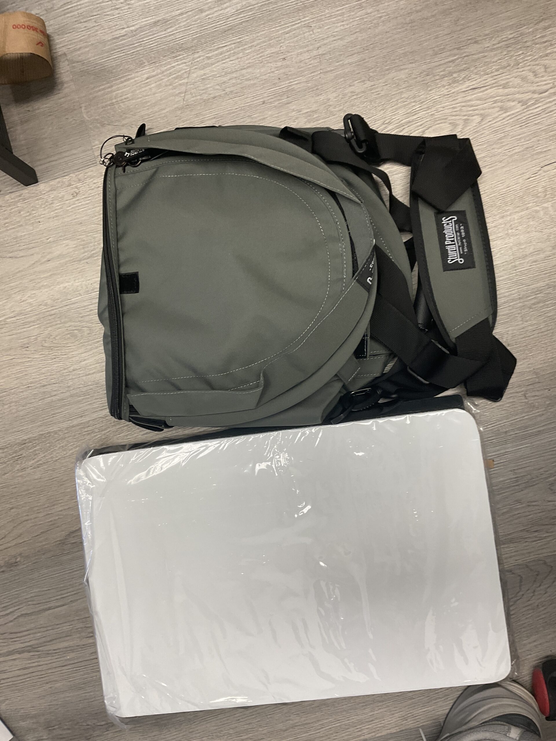 STURDI PRODUCTS large pet travel carrier in smoke colour with safety clips