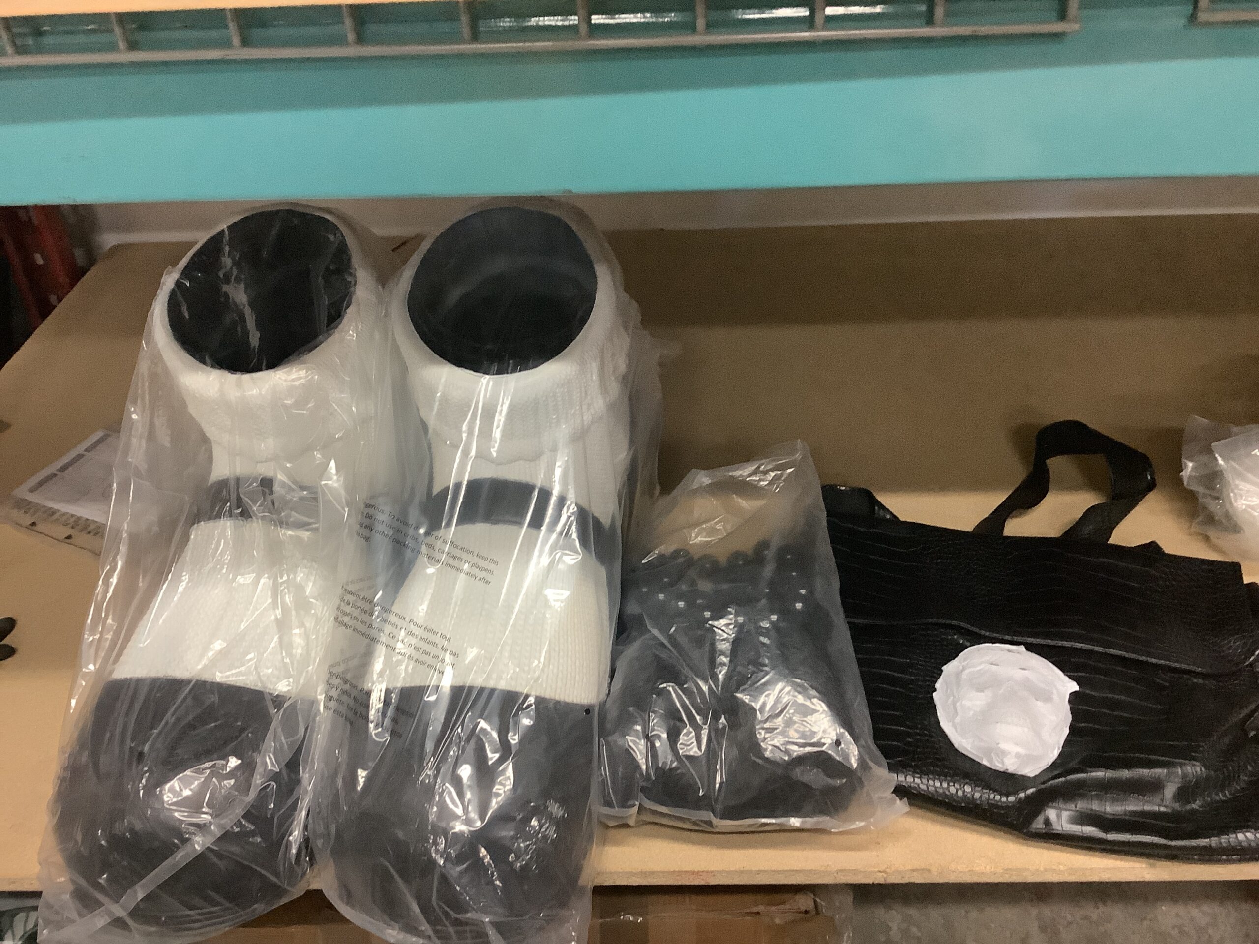 12Ft skeleton accessory kit in professional product photography