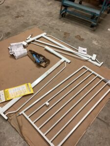 Regalo 4 inch extension kit in white pressure mounting style