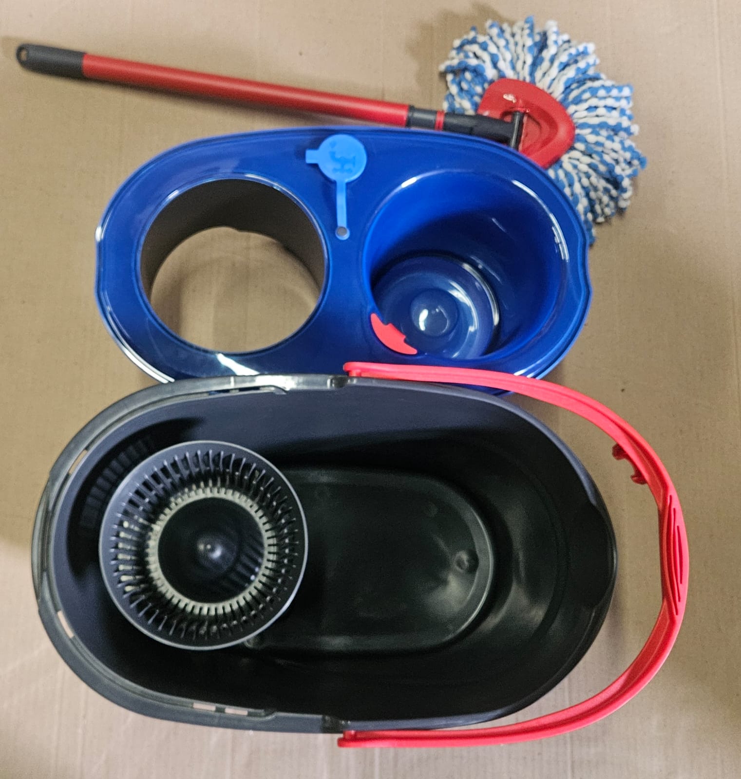 Vileda rinseclean spin mop in hands-free wringing bucket system