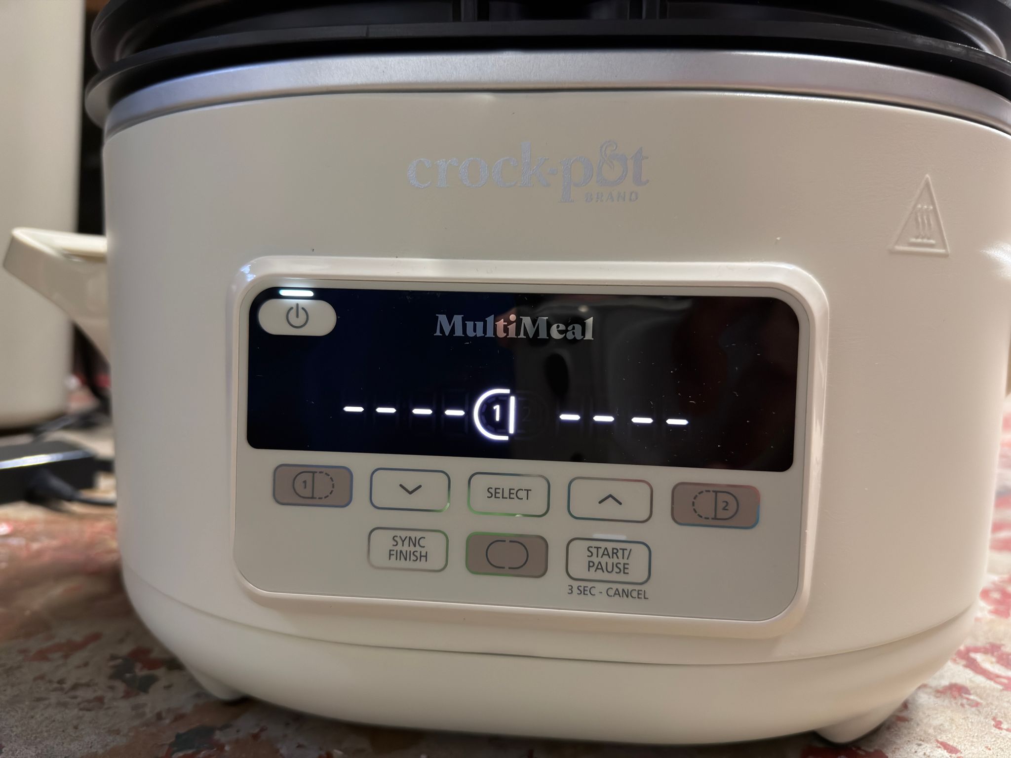 Crock-Pot programmable slow cooker with extra 8-Qt cooking pot in sleek design
