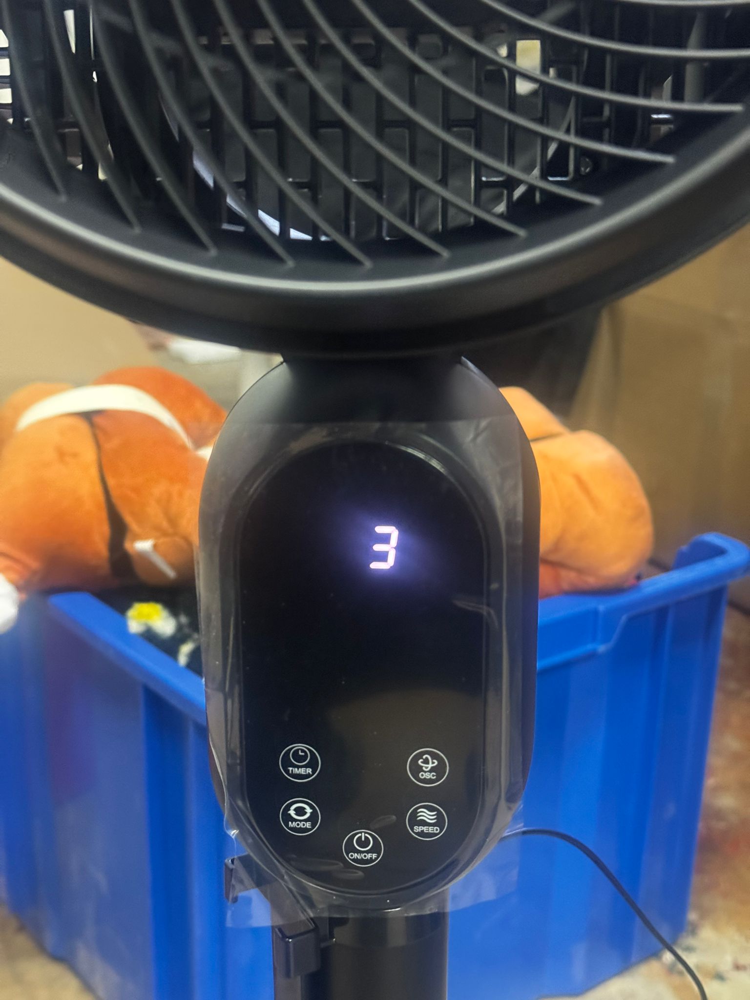 Pedestal fans for bedroom with 12H timer in modern design