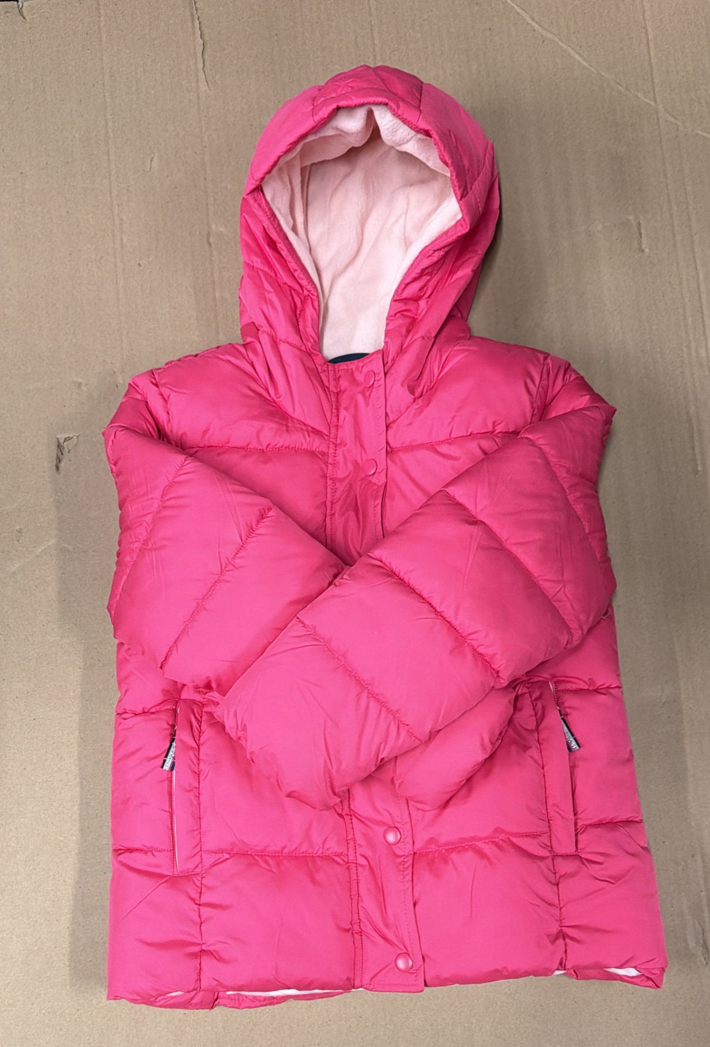 Amazon Essentials heavyweight hooded puffer coat in pink for cold weather