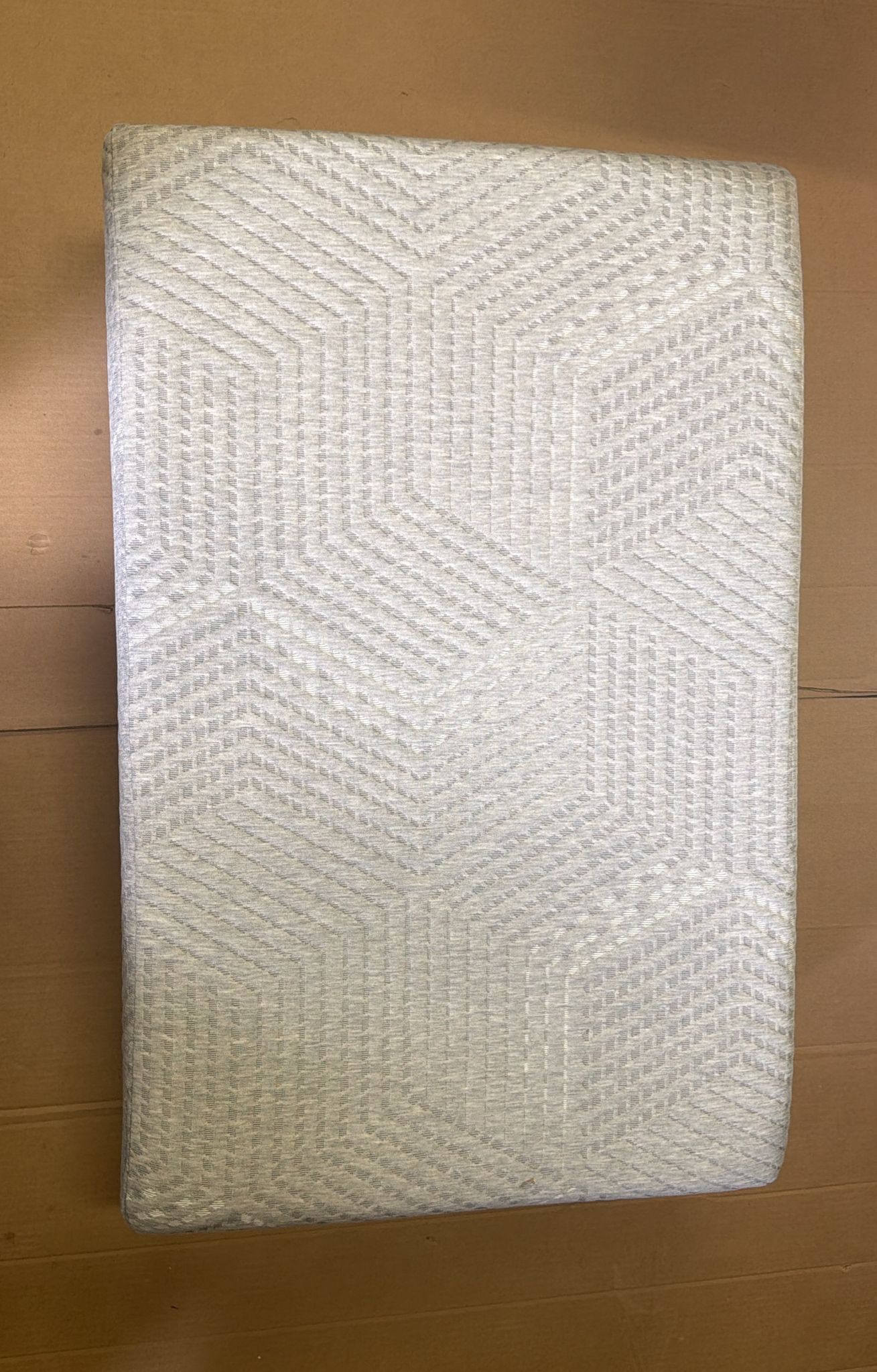 Tri-Fold tri-fold memory foam mattress in grey with 4 inch thickness