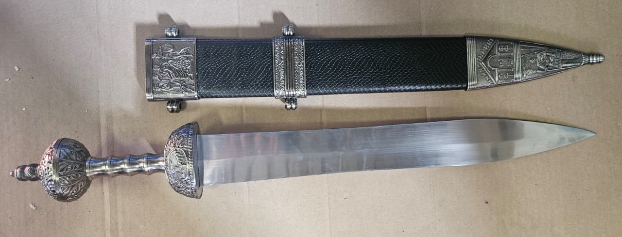 MASTER USA roman battle sword in black with stainless steel blade