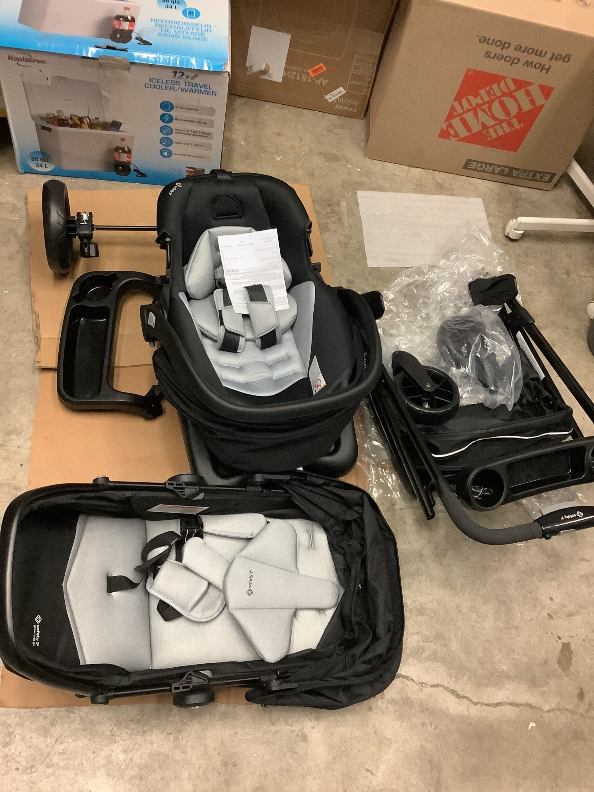 Safety 1St travel system stroller in versatile configurations