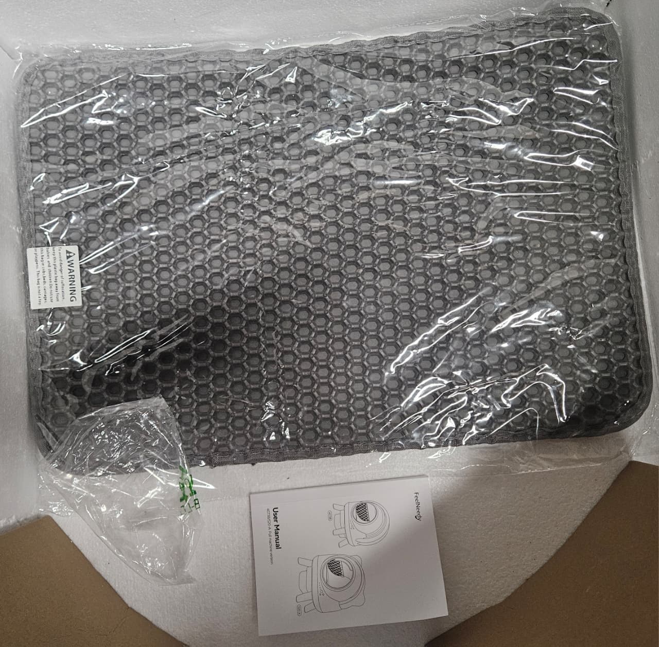 self cleaning litter box in modern design with safety sensors