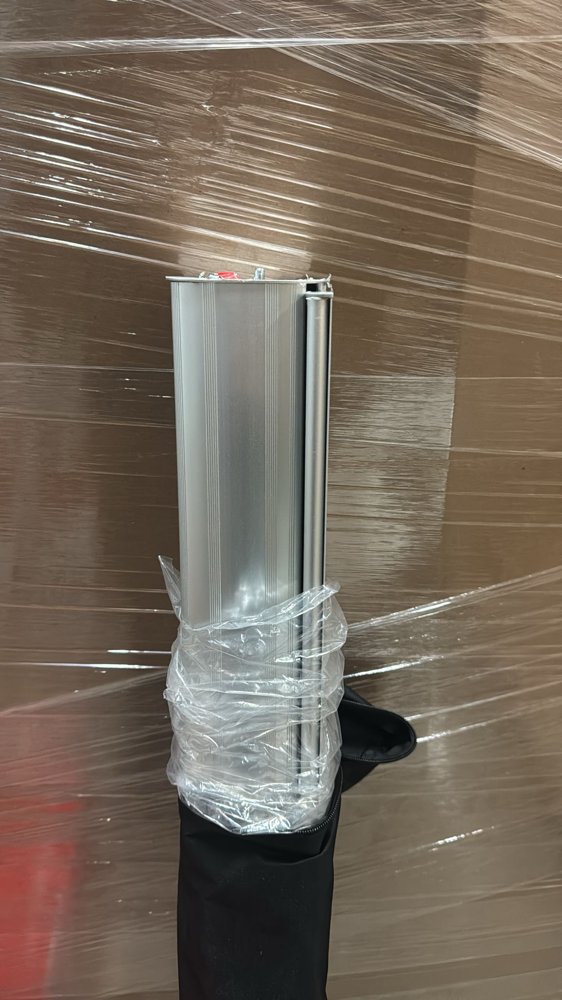 VEVOR floor standing sneeze guard portable transparent divider