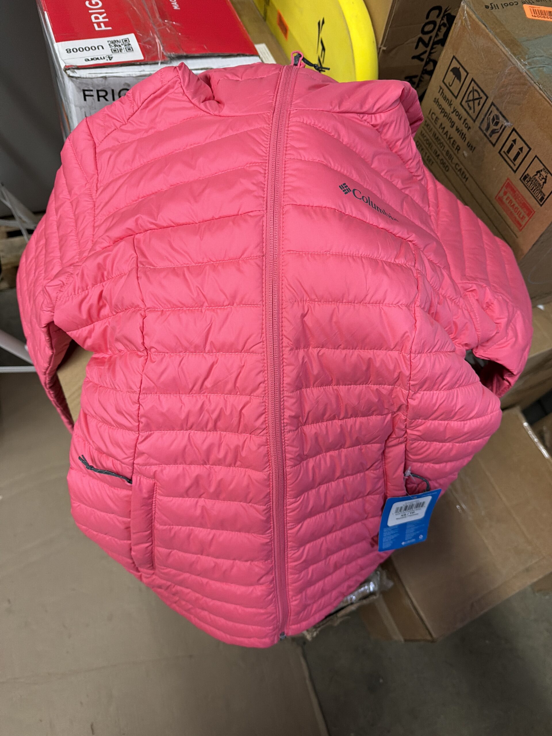 Columbia hooded insulated jacket in Camellia Rose colour