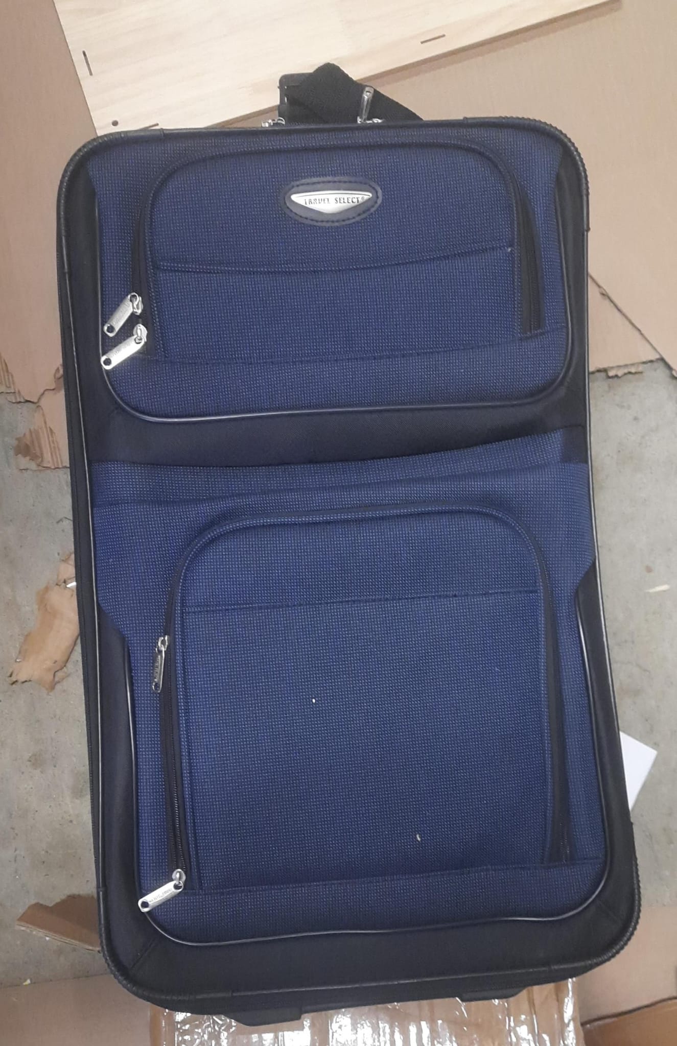 Travel Select expandable rolling upright luggage in navy