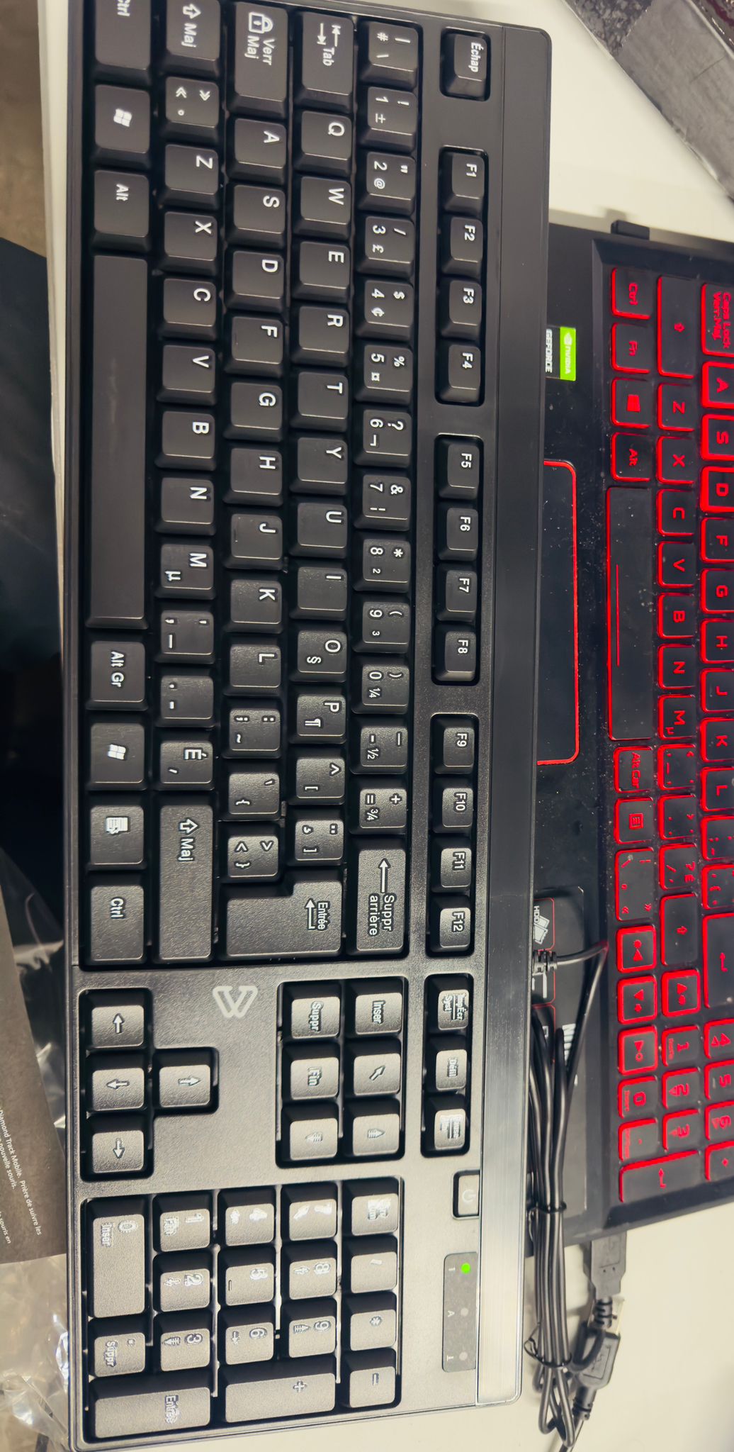 BlueDiamond french canadian usb keyboard with spill-proof design