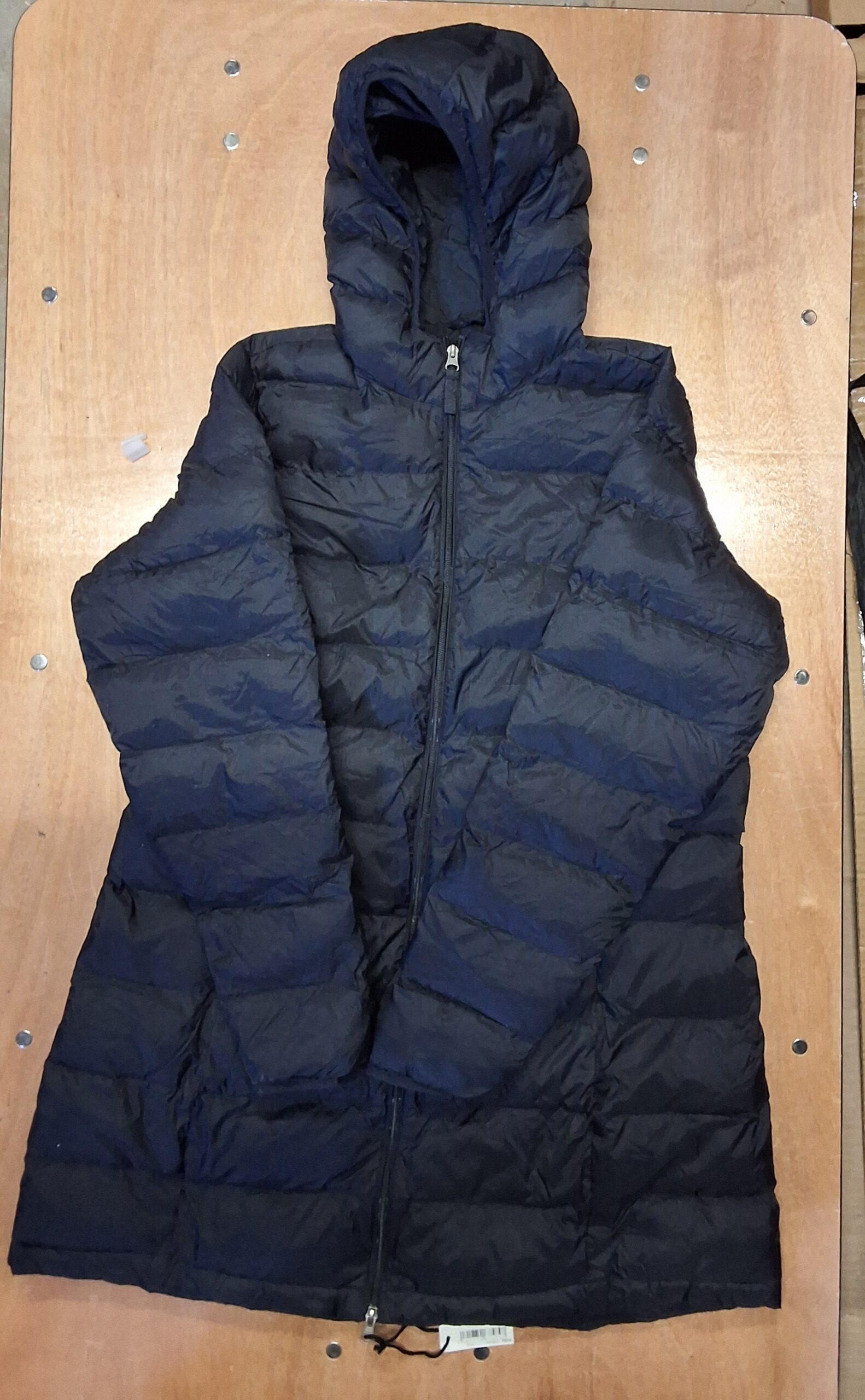 black zip up jacket in XL size