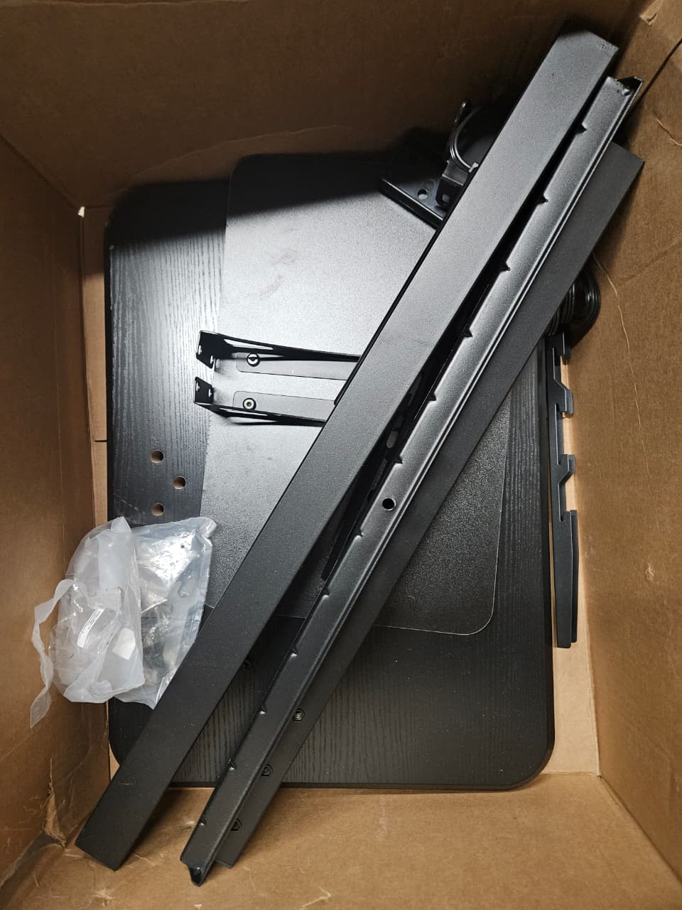 PERLESMITH tv stand with power outlet in black with adjustable mount