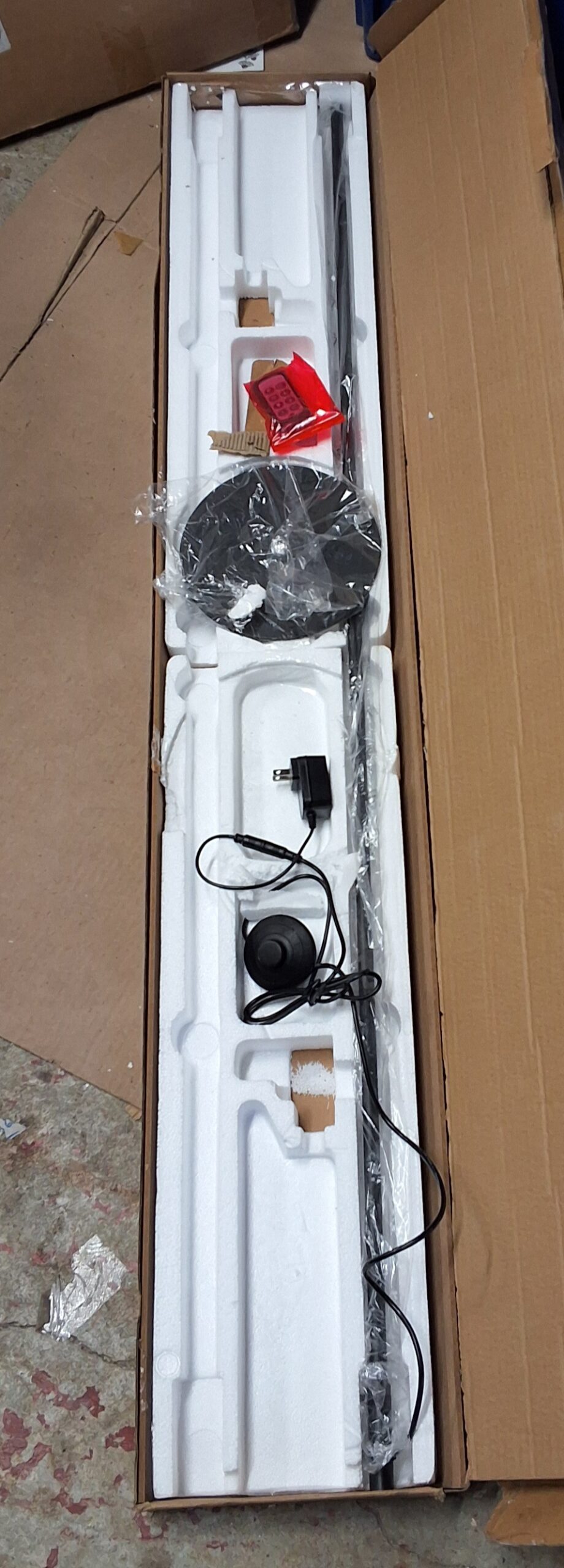 EDISHINE corner floor lamp in black with dimmable light and remote