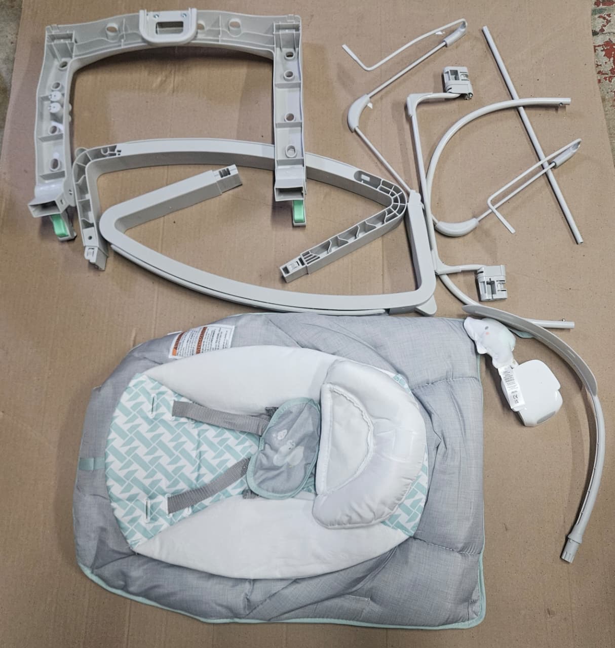 Ingenuity 3-in-1 baby bouncer in neutral unisex design