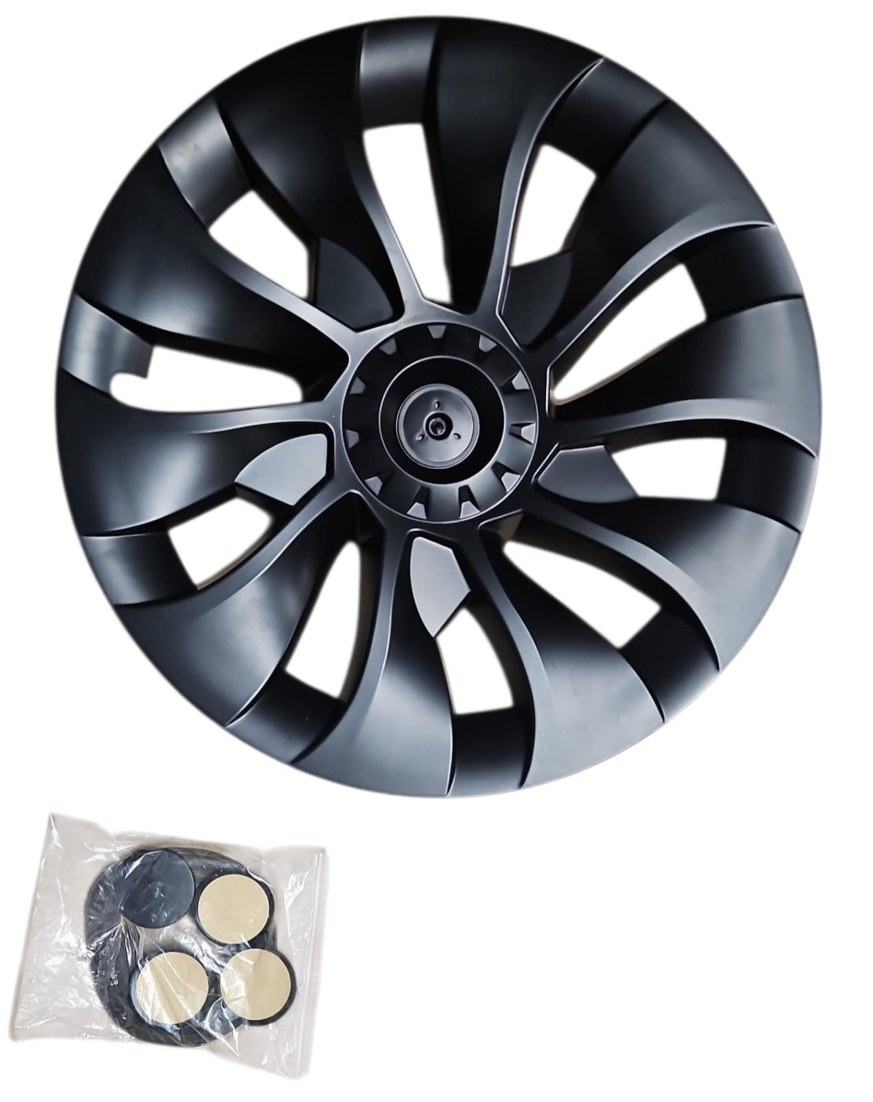 Keenso Store 18 inch wheel hubcap in matte black sporty design