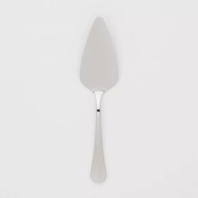 Sussex cake serve silver in elegant finish