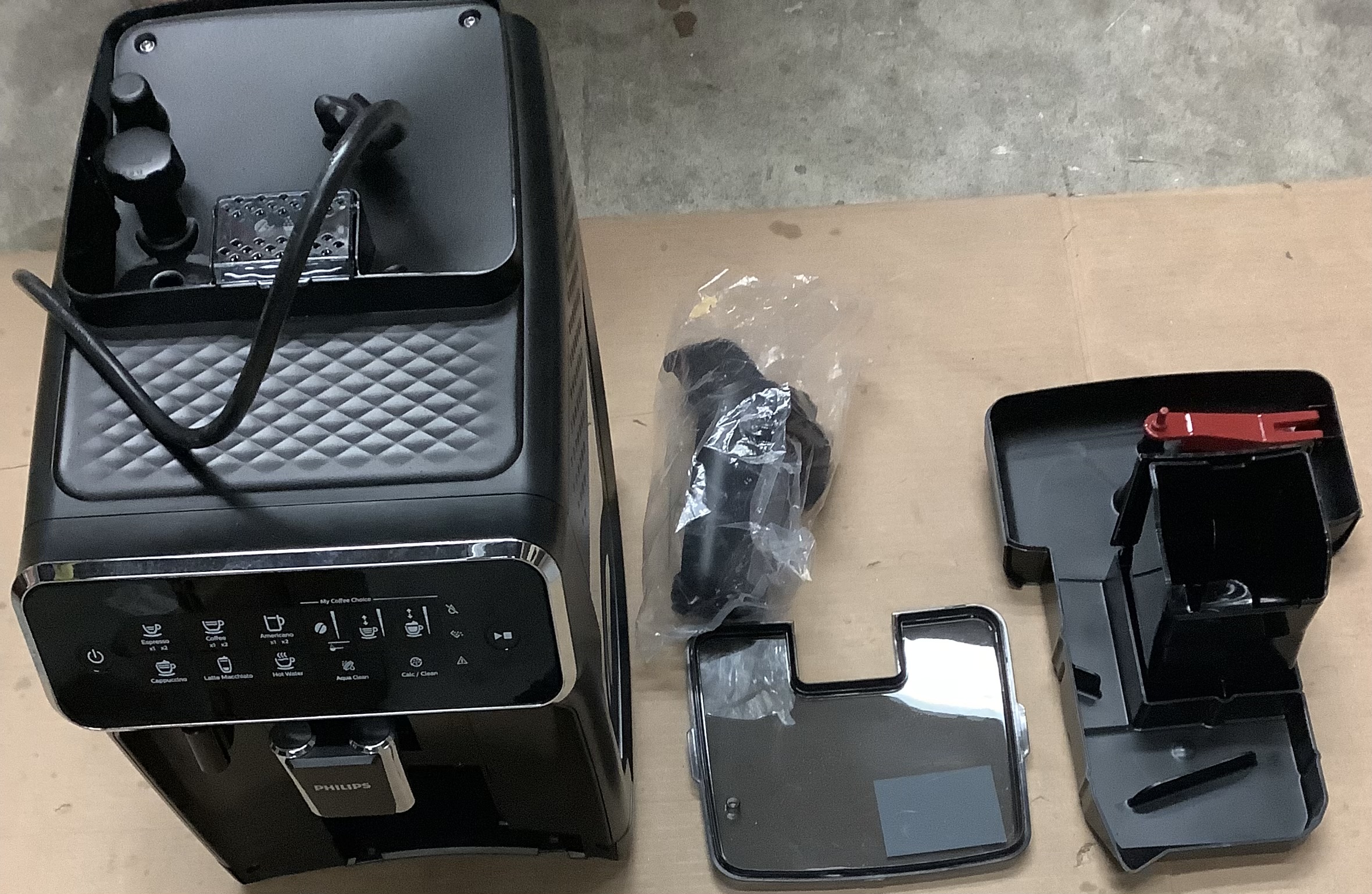 Philips fully automatic espresso machine in glossy black finish